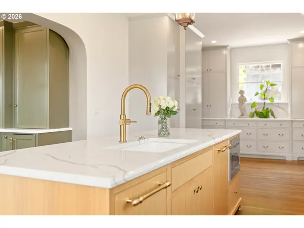 Portland, OR 97201,1442 SW VISTA AVE