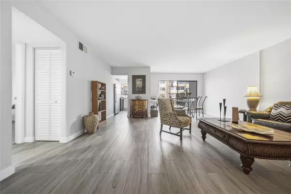 Lauderhill, FL 33313,2201 NW 41st Avenue #209