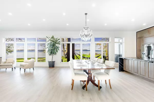 Georgina, ON L0E 1N0,178 Moores Beach RD