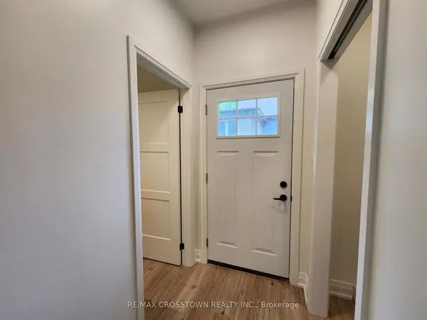 Barrie, ON L4M 3T6,120 Dundonald ST #Gdn Ste