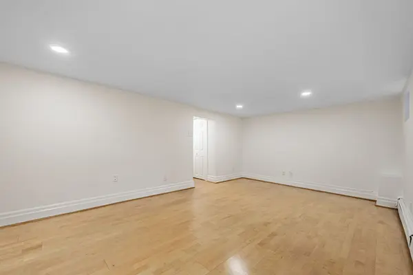 Toronto W02, ON M6S 2C5,635 Annette ST #Bsmt