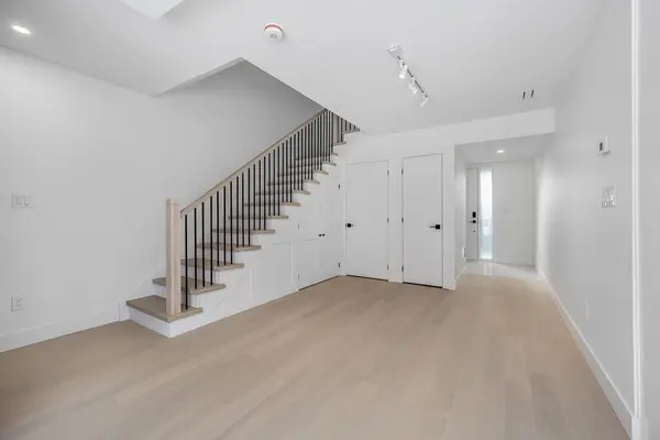 Toronto W02, ON M6S 2C5,635 Annette ST #Laneway