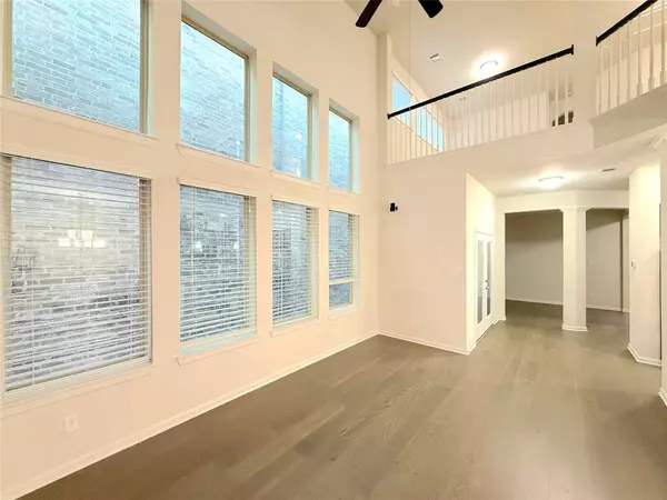 Irving, TX 75039,6683 Deleon Street