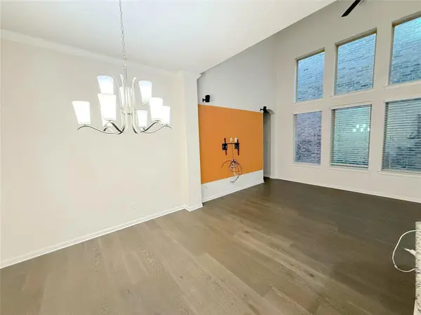 Irving, TX 75039,6683 Deleon Street