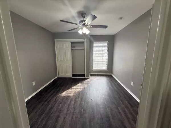 Kennedale, TX 76060,119 Peachtree Court #D