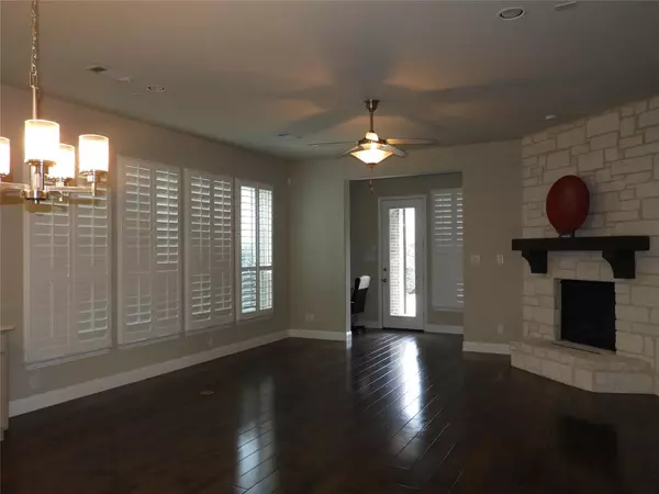 Irving, TX 75038,3448 Poinsettia Way