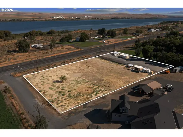 81925 Fox LN, Umatilla, OR 97882