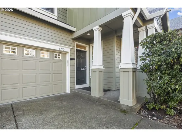 Hillsboro, OR 97124,490 NE 64TH WAY