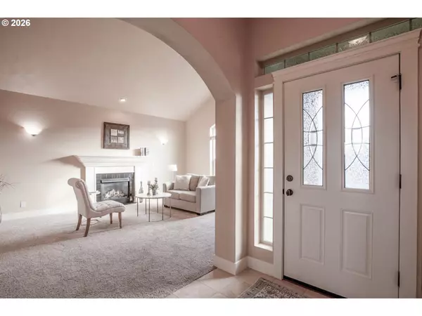 Creswell, OR 97426,118 AUBURN LN