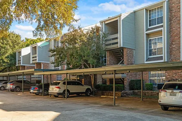 Dallas, TX 75243,8550 Fair Oaks Crossing #111