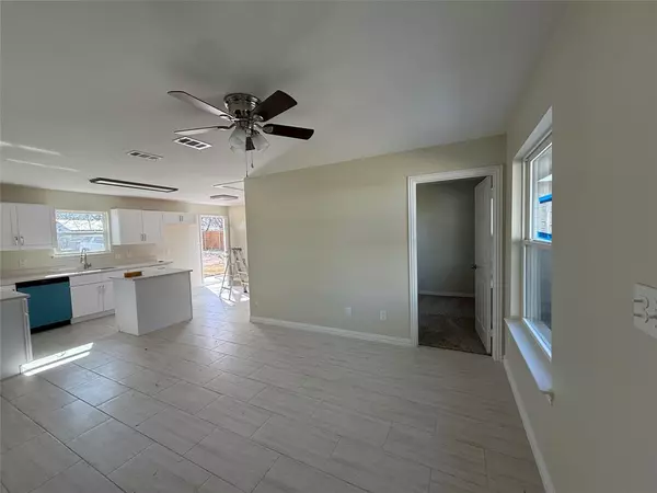 Dallas, TX 75253,10914 Stinson Drive