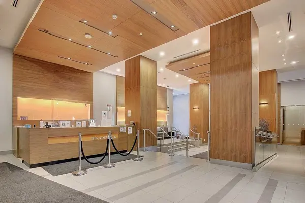 295 Adelaide ST W #2004, Toronto C01, ON M5V 0L4