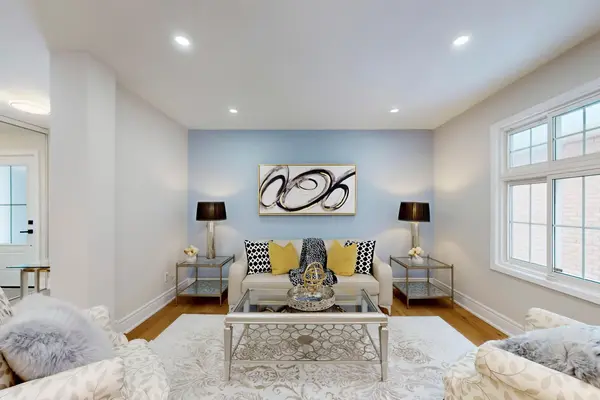 Richmond Hill, ON L4S 1C4,10 Squire DR