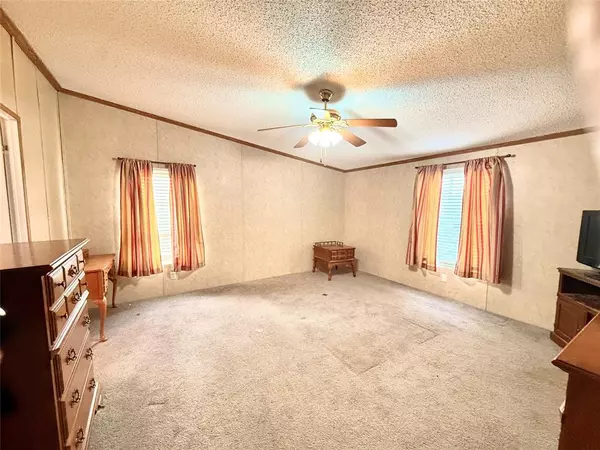 Quitman, TX 75783,254 Holiday Village Drive