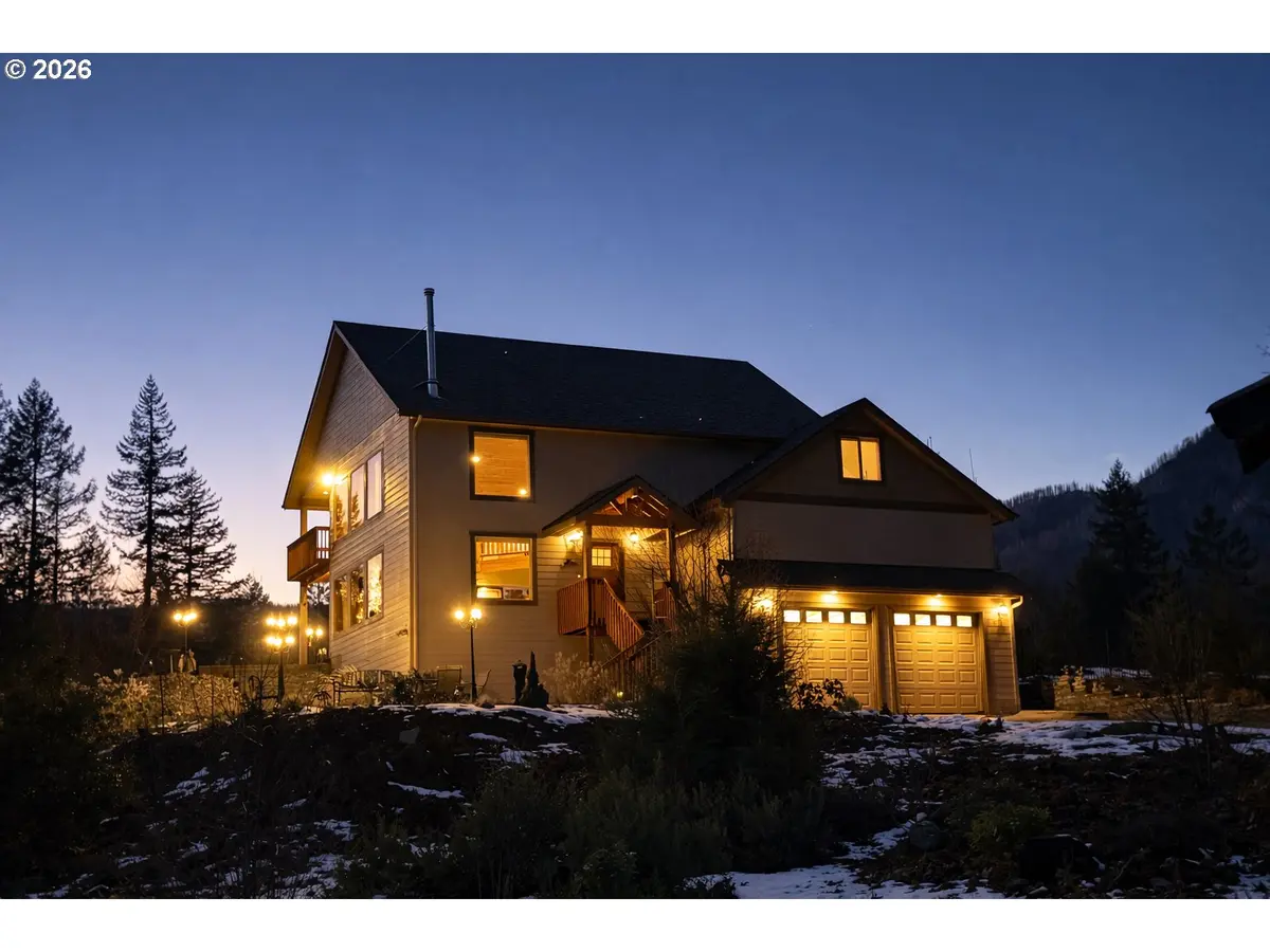 Detroit, OR 97342,125 MELGARD CT