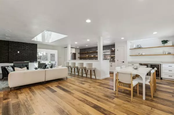 Dallas, TX 75244,12105 Cox Lane