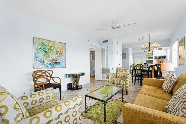 Fort Lauderdale, FL 33304,1900 NE 8th Ct #307