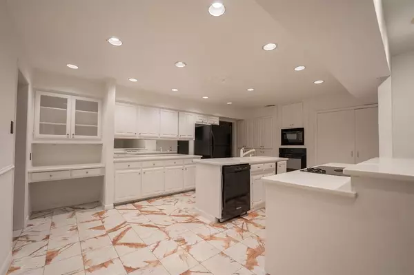 Plano, TX 75075,2004 Carmel Drive