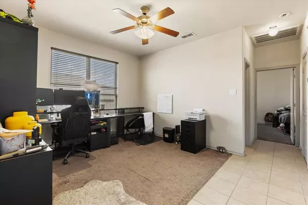 Azle, TX 76020,1313 MEADOWLAKES Drive