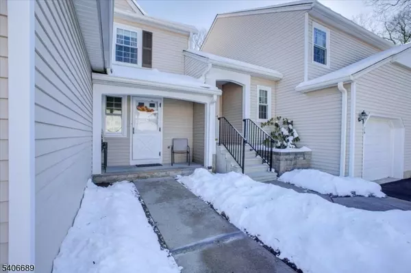 Newton Town, NJ 07860,78 Carriage Ln