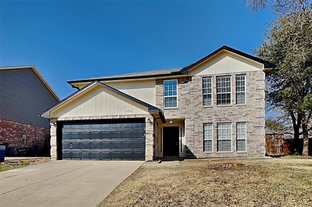 2702 Yellowstone Park Lane, Corinth, TX 76210