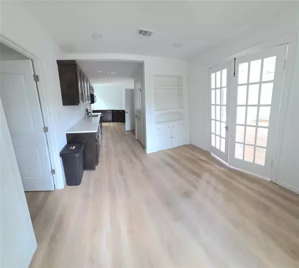 Paris, TX 75460,2231 CLARKSVILLE Street