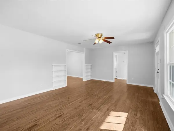 Fort Worth, TX 76109,3458 Brady Avenue