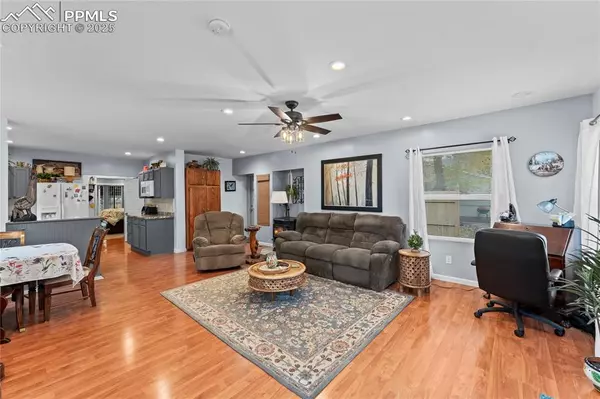 Colorado Springs, CO 80905,521 E Brookside ST