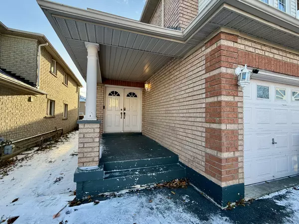 Brampton, ON L6Y 5J3,4 Hefferon CT