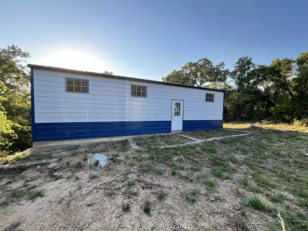 Nocona, TX 76255,347 Pine Road
