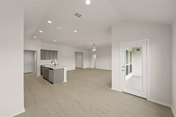 Azle, TX 76020,733 Stone Eagle Drive