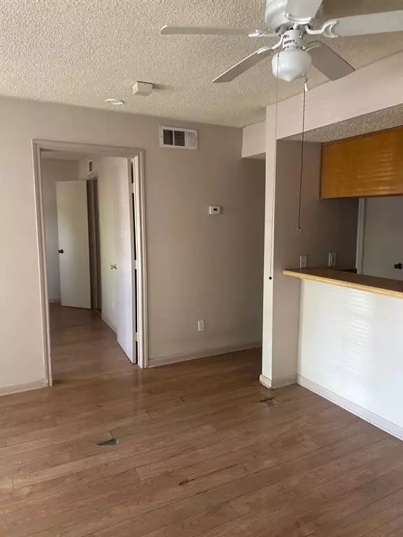 Dallas, TX 75231,6108 Abrams Road #103