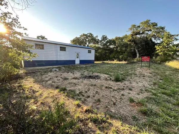 Nocona, TX 76255,347 Pine Road