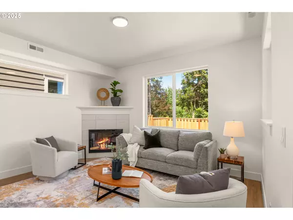 Beaverton, OR 97078,18945 SW HAZELWOOD LN #L-7