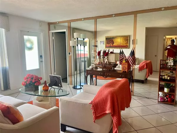 Lauderhill, FL 33311,1500 NW 32nd Ave