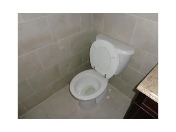 North Miami Beach, FL 33162,Address not disclosed