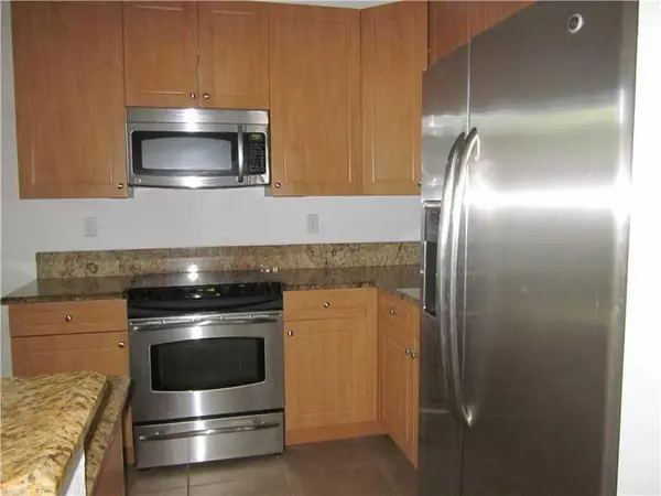 Tamarac, FL 33309,2851 W Prospect Rd #505