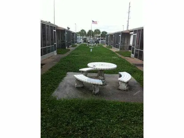 2211 Lincoln St #9, Hollywood, FL 33020