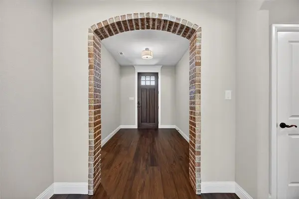 Fort Worth, TX 76179,6317 Red Cliff Drive