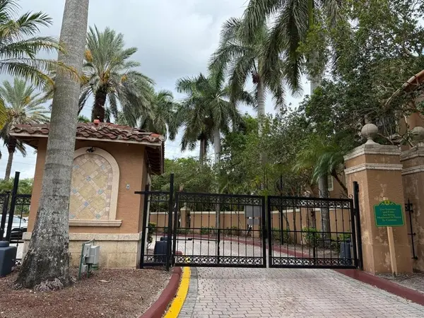 4852 N State Road 7 #204, Pompano Beach, FL 33073