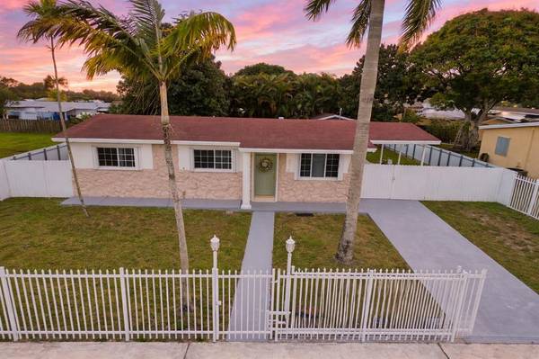 3970 NW 195th St, Miami Gardens, FL 33055