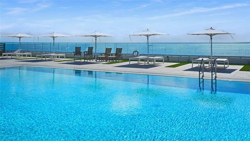 Fort Lauderdale, FL 33308,4020 Galt Ocean Dr #107