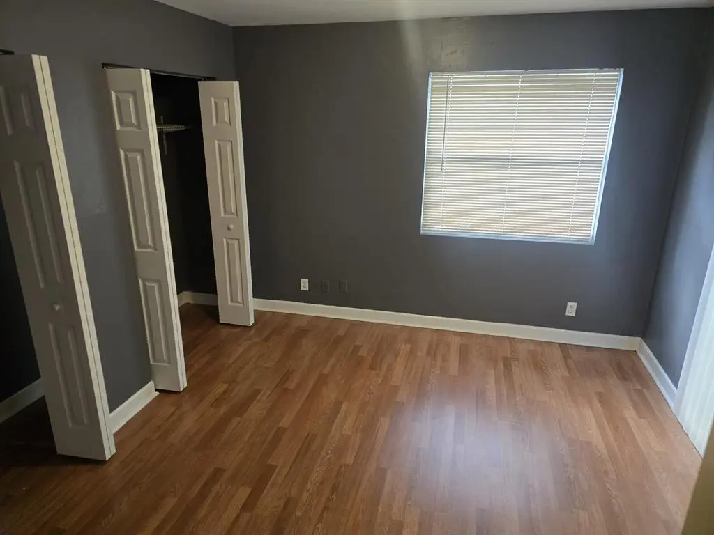 Lauderhill, FL 33313,5925 NW 23rd St