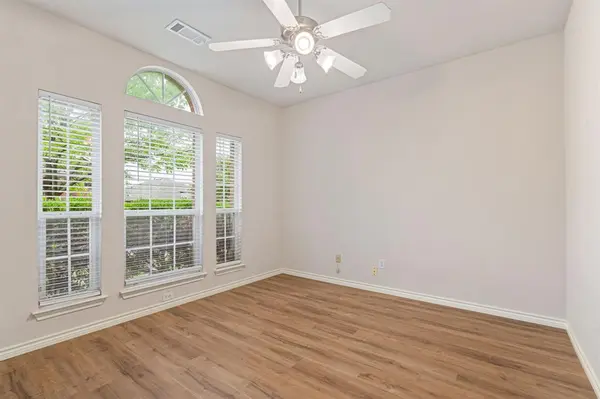 Fort Worth, TX 76135,5013 Royal Burgess Drive