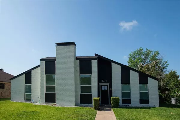 Carrollton, TX 75007,2214 Roundrock Drive