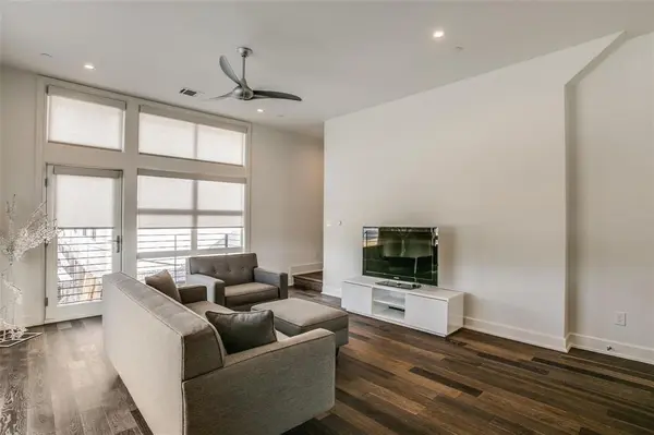 Dallas, TX 75206,5202 Capitol Avenue #1111