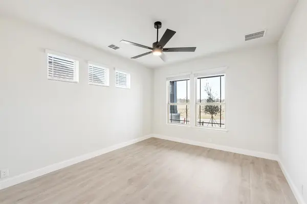 Mesquite, TX 75181,3360 Hollow Falls Place