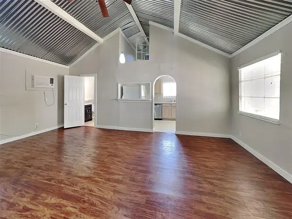 Dallas, TX 75206,2015 Mcmillan Avenue #2