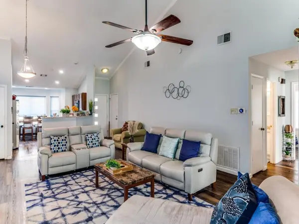 Arlington, TX 76017,6008 Meadowdale Road