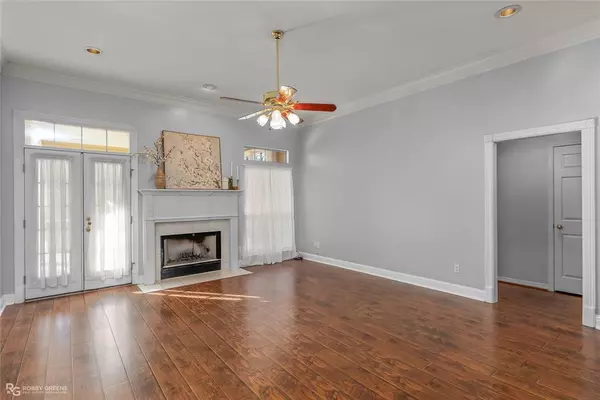 Bossier City, LA 71111,6012 Ellington Way